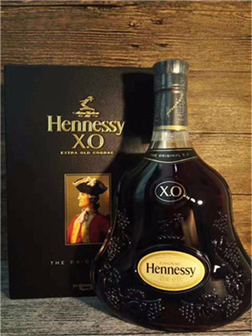 宝安洋酒回收商行/近期回收洋酒报价一览表 